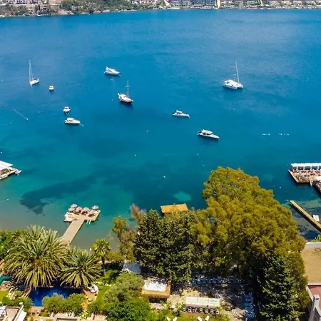 Duplex Summer House 2br Wterrace At Gundogan Beach Bodrum